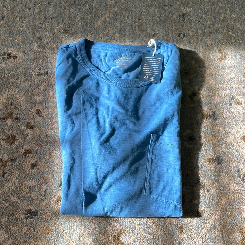 Mens Large t-shirt